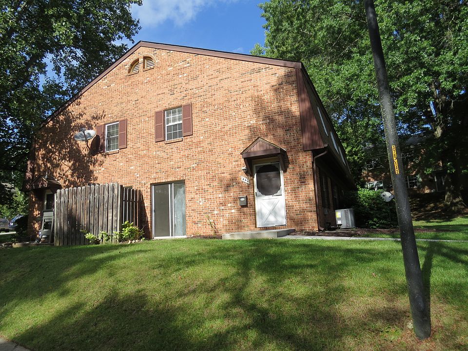 1st image of 440 Marlington St