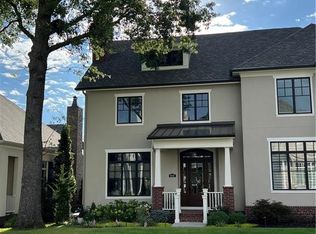9347 Cedar Reserve Dr, Prairie Village, KS 66207