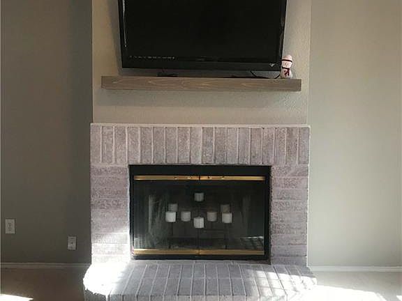 4th image of 4249 Iris Ave