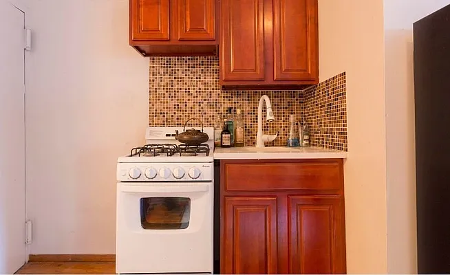 Rented by FirstService Realty (legacy) | media 20