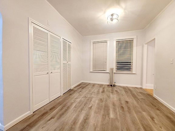 3rd image of 174 Lowell Ave Floor 2