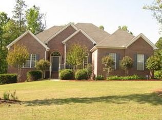 130 Perry Creek Dr, Fayetteville, GA