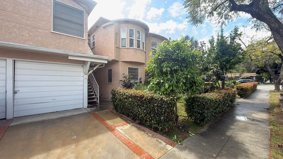 Building Photo - 1700 Don Carlos Ave #A