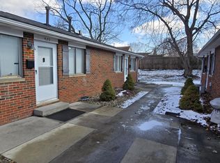 431 Hillman Rd, Akron, OH 44312