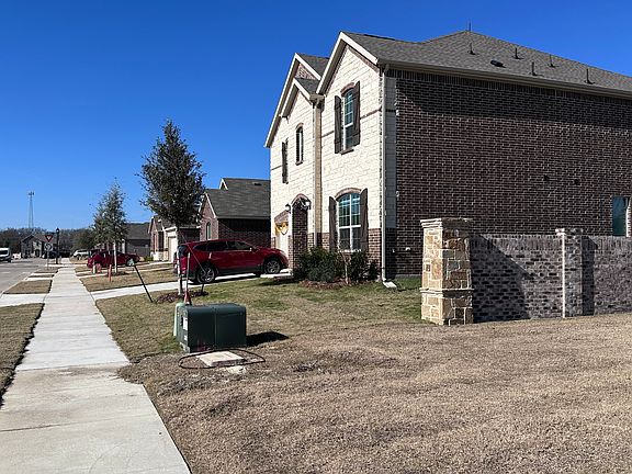 2nd image of 1700 White Ash Way