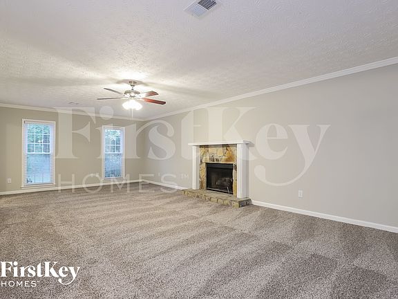 4th image of 3585 Chastain Ct