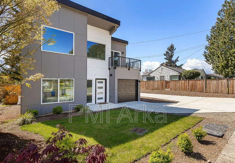 1415 SW 148th St — Photo 1
