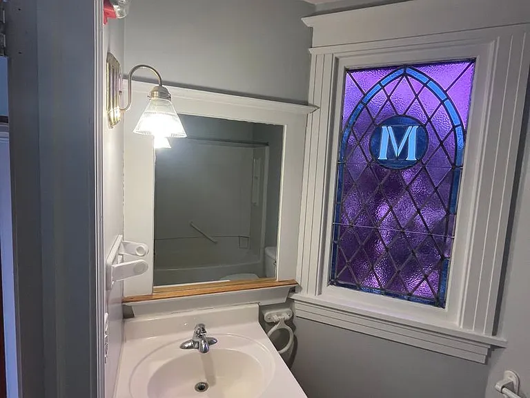 2729 Dewey Ave — Photo 7