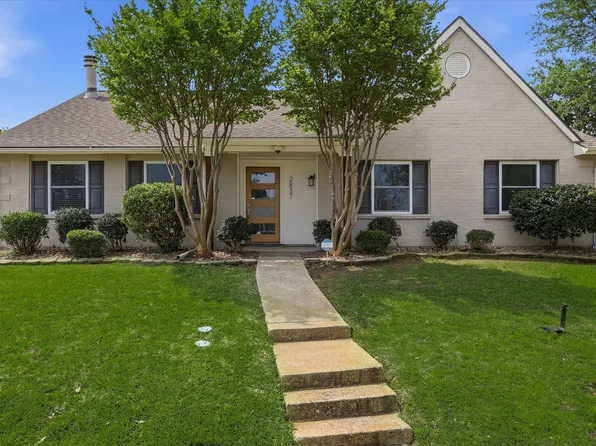 2837 Dickens Ln, Flower Mound, TX 75028