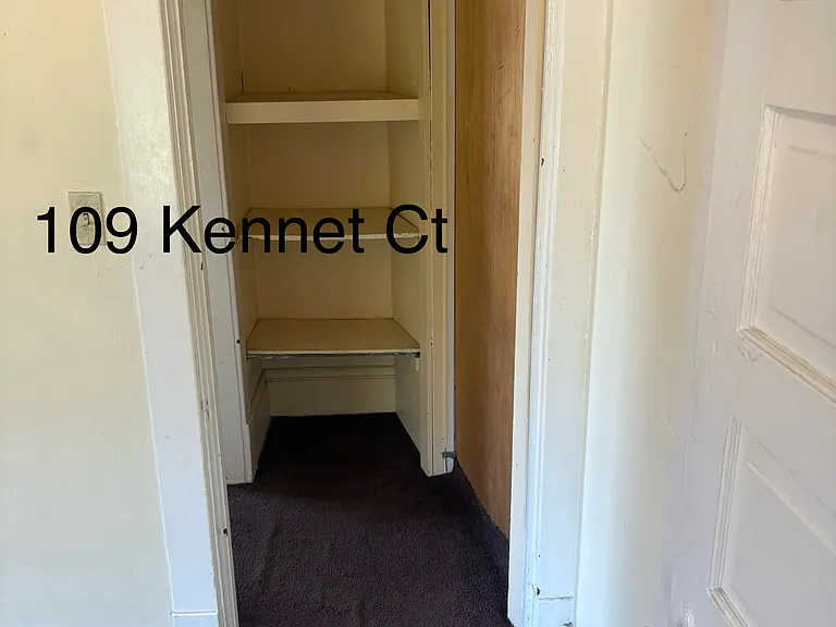 109 Kennet Ct NW #2 — Photo 2