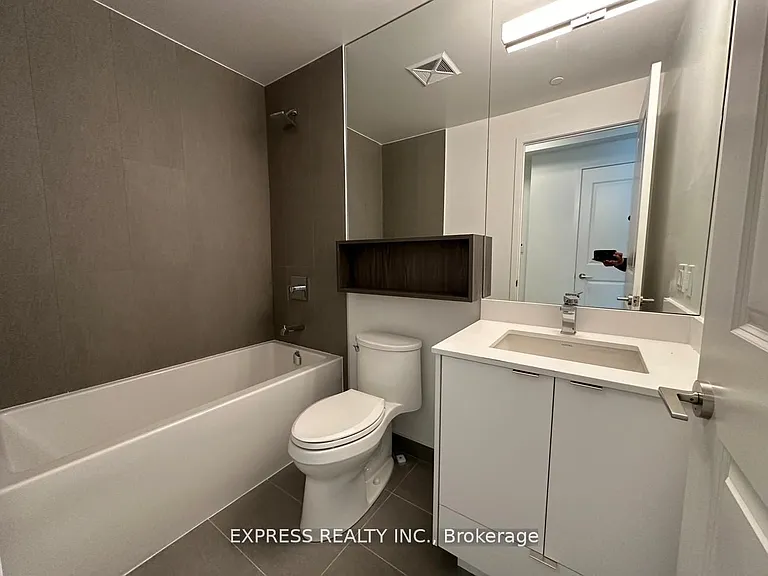 100 Dalhousie St #4811 — Photo 7