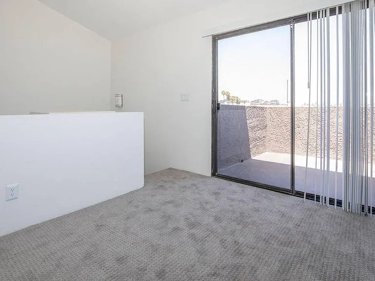 Club Marina Apartments — Photo 18