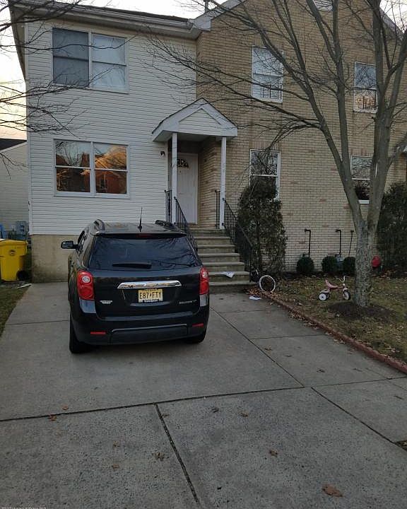 1st image of 64 Whispering Pines Ln