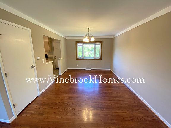 3rd image of 4383 Airycrest Ln