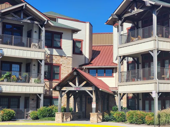 5442 The Peaks Dr #209, Roanoke, VA 24018