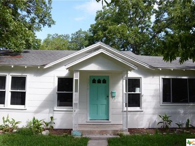 1240 W Coll St, New Braunfels, TX, 78130
