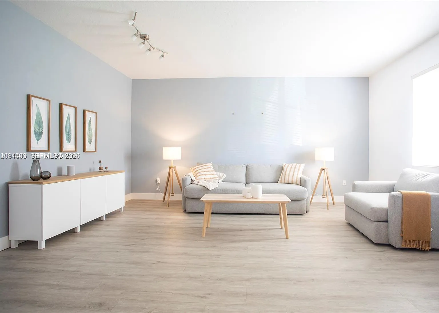 Village Walk Condo — Photo 1