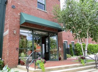 25 Pond St UNIT 207, Amesbury, MA 01913