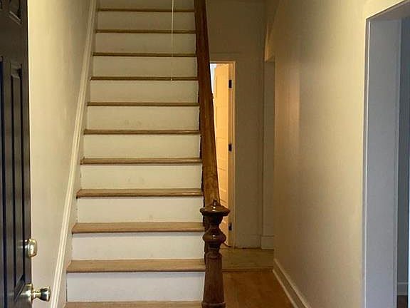 5th image of 208 N Miller St