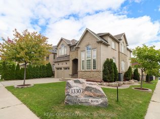 1330 Kestell Blvd, Oakville, ON L6H 0C8