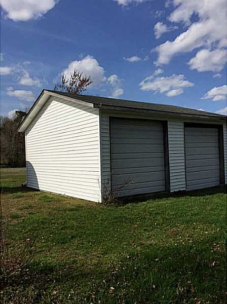 2nd image of 15589 White Marsh Rd