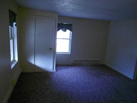 2nd image of 45 Vernon Ave APT 5