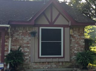 3007 Livingston Dr, Pearland, TX 77584
