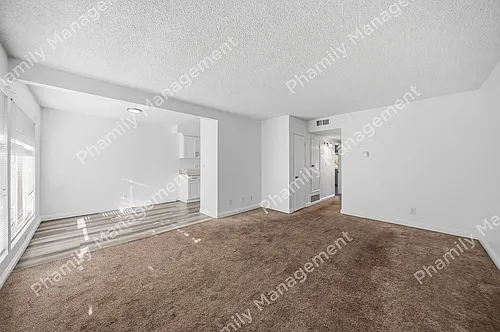 451 Anderwood Ct #M Photo 1