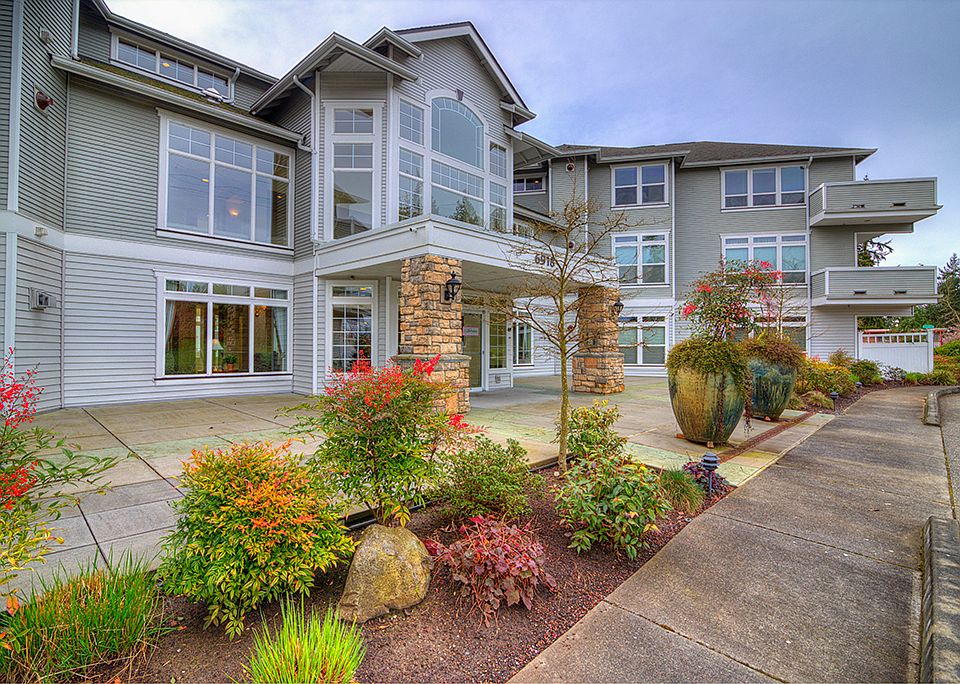 1st image of 6918 208th St SW Unit 207