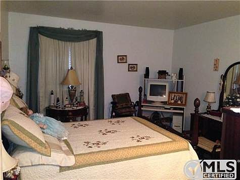 5th image of 420 Walton Ln APT L54