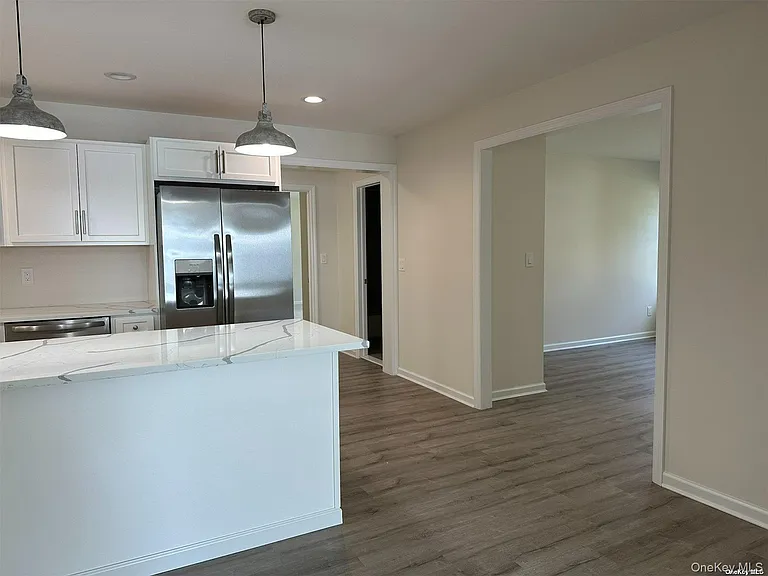 125 W Main St — Photo 2