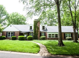 1315 Cheshire Ln, Saint Louis, MO