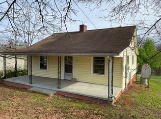 952 Kelly Rd, Forest City, NC 28043