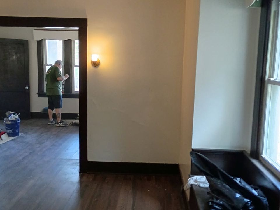 2nd image of 1236 Paulson Ave
