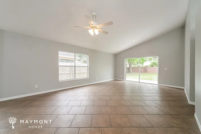 11413 Kenley Cir — Photo 3