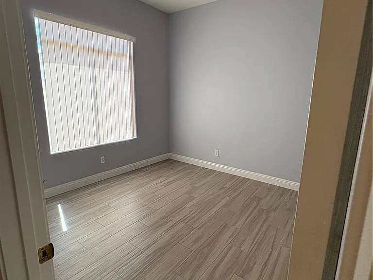 8727 Stockholm Ave — Photo 20