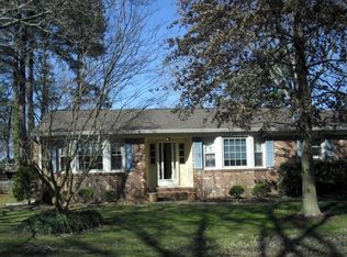 777 Summerset Ln, Virginia Beach, VA 23452