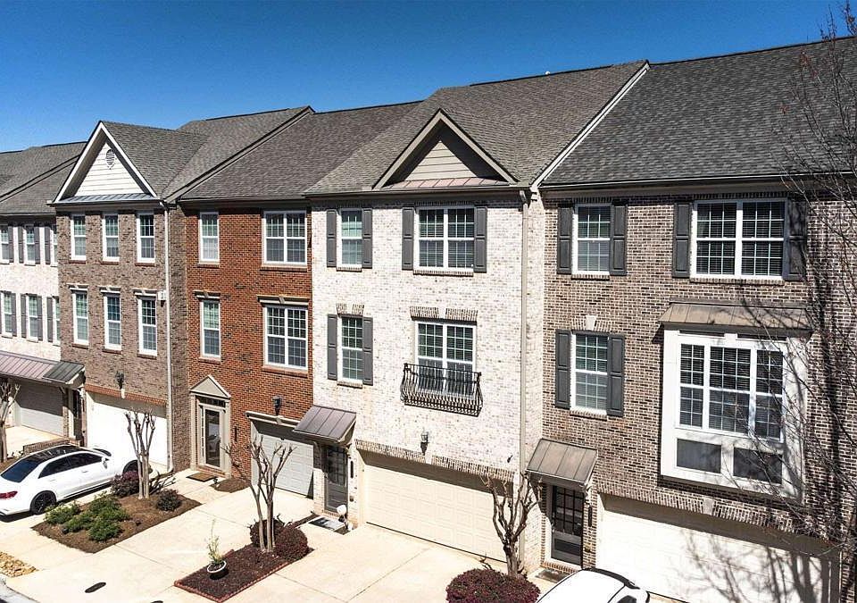 1st image of 5727 Pine Oak Dr Unit 90