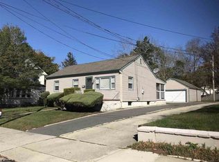 30 Natalie Ter, Absecon, NJ 08201