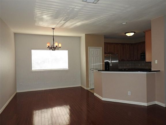 3rd image of 2517 Shelby Ave APT D