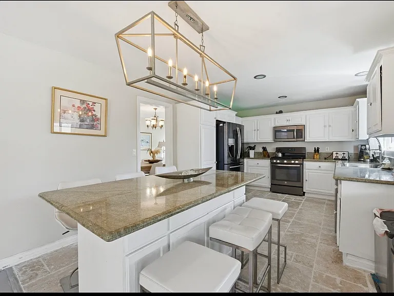 25961 Eshelman Ave — Photo 9