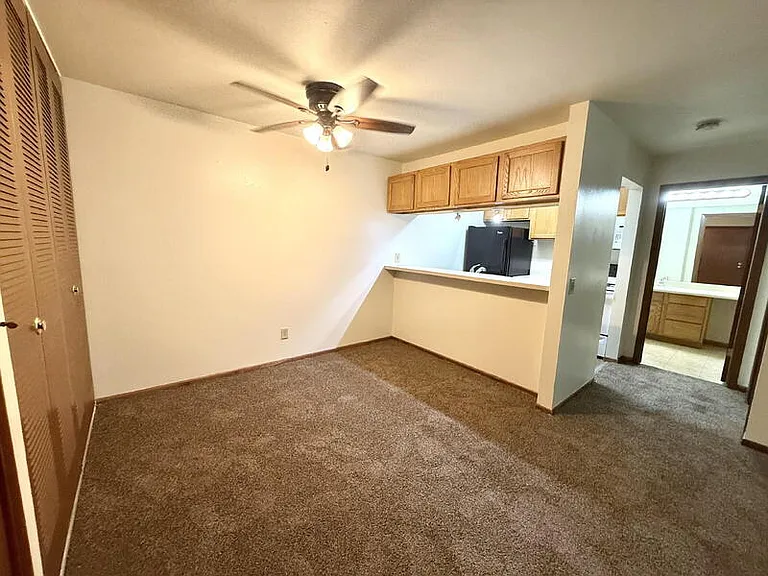 2404 Independence Ln #104R — Photo 5