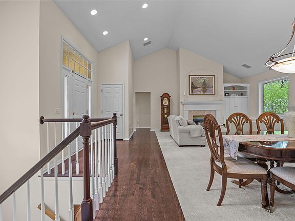 5th image of 1711 Little Crow Dr