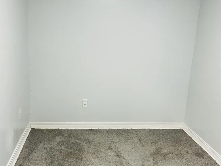 915 W Lapeer St #3 — Photo 5