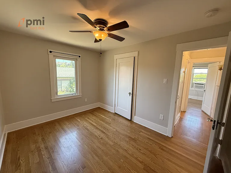 1435 Cedar St — Photo 9