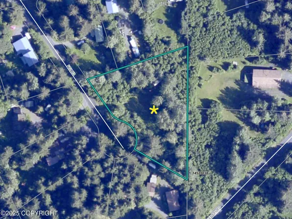 10604 Fox Cir, Seward, AK 99664