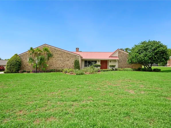 1221 Candlewood Dr, Lakeland, FL 33813