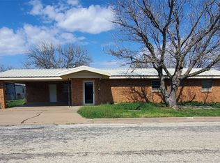 500 Hall St, Graham, TX 76450