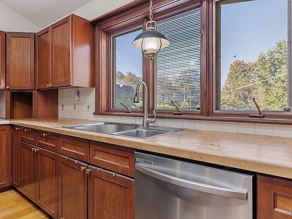 4th image of 3501 Stanton Rd