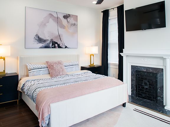5th image of 218 W 35th St #3